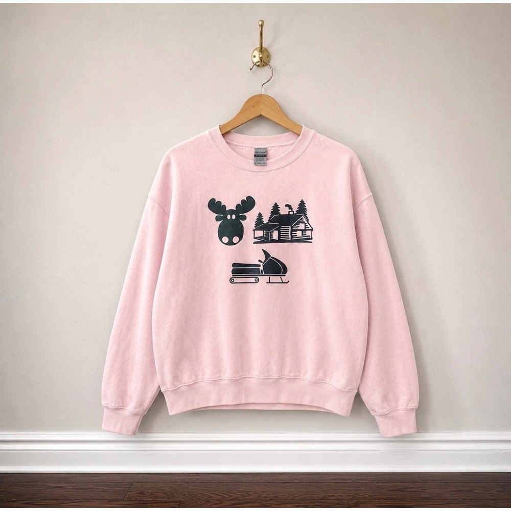 Gildan Heavy Blend Pink Graphic Sweatshirt Moose Cabin Snowmobile XL
